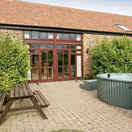 Mint - E4322 Villa Ludham Exteriör bild
